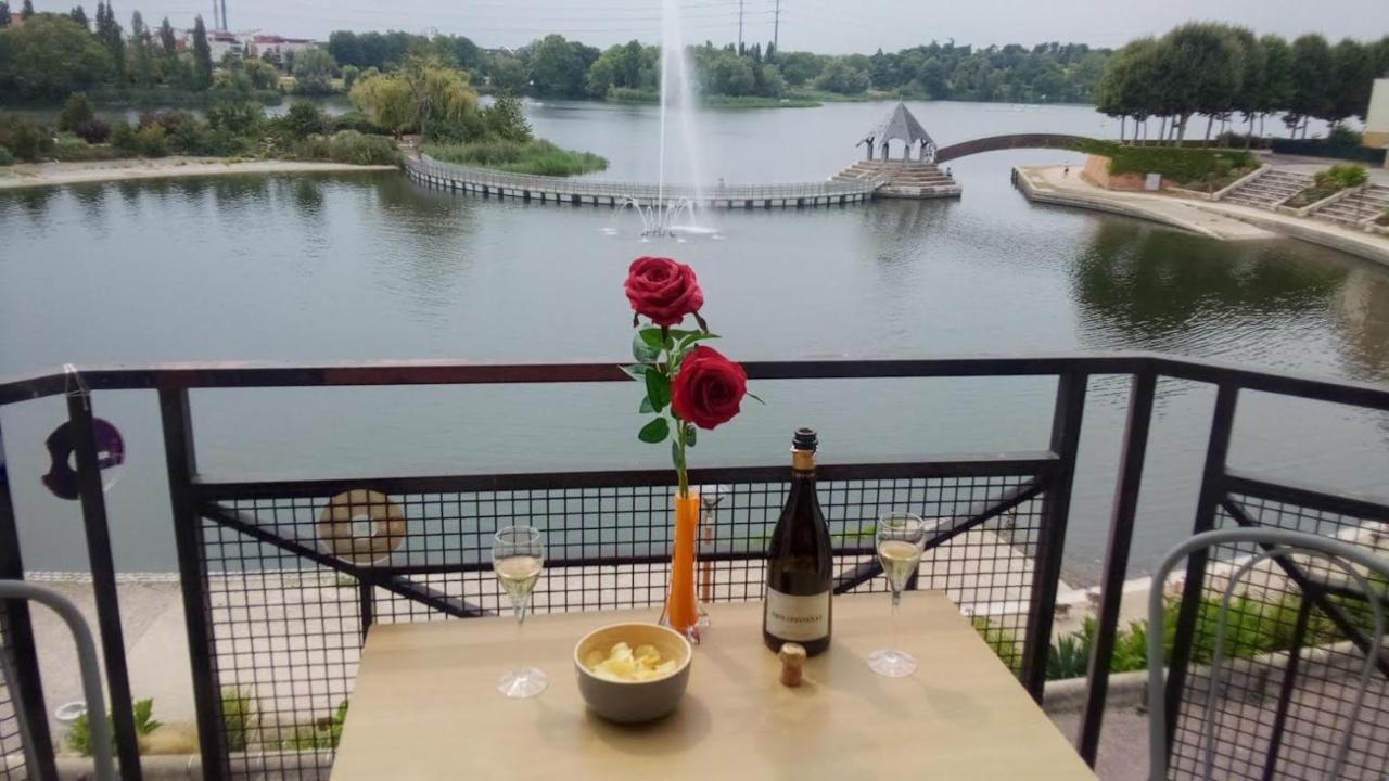 Vue Exceptionnelle Sur Le Lac เครเตย ภายนอก รูปภาพ